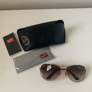 Ray-Ban Aviator Sunglasses